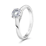 0,90 Karat Diamant Ring mit GIA Zertifikat, Weißgold 585 / 14K, Breite 1,7 mm,Weite 54 mm, Gewicht ca. 3 g.