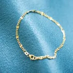 Armband als Panzerstegkette in Gelbgold 750 / 18 Karat, 21.5 cm lang, 3.1 mm breit, Gewicht ca. 3 g.