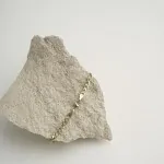 Armband als Panzerkette weit in Gelbgold 585 / 14 Karat, 18.7 cm lang, 3.9 mm breit, Gewicht ca. 4.1 g.
