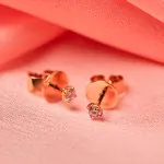 0,10 Karat Diamant Ohrstecker Gelbgold in 2.3 mm