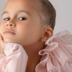 0,07 Karat Diamant Creolen, Gelbgold 750 / 18K, Außendurchmesser 10.3 mm, Breite 1.3 mm, Gewicht ca. 1.0 g