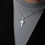 Anhänger Kreuz glanz , Weißgold 333 / 8K, Höhe 21 mm, Gewicht ca. 0,74 g
