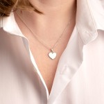 Anhänger Gravurplatte herzform bandmatt , Weißgold 585 / 14K, Höhe 15 mm, Gewicht ca. 2,1 g