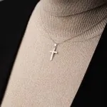 Anhänger Kreuz seidenmatt/diamantiert, Weißgold 333 / 8K, Höhe 21.0 mm, Gewicht ca. 0.67 g