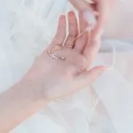 Diamant Anhänger Kreuz mit Öse Rotgold in 13.0 mm