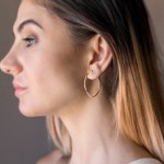 Ohrringe, Creolen, Gelbgold 333 / 8K, Außendurchmesser 30 mm, Breite 2.5 mm, Gewicht ca. 1.4 g