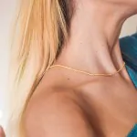 Goldkette als Kordelkette hohl Leichtversion in Gelbgold 333 / 8K, 45 cm lang, 2,1 mm breit, Gewicht ca. 2.3 g.