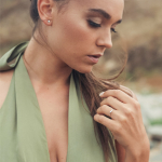 0,05 Karat Diamant Verlobungsring, Weißgold 585 / 14K, Weite 58 mm, Gewicht ca. 1.9 g.