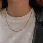 Goldkette als Singapurkette Bicolor in Gelbgold / Weißgold 333 / 8K, 40 cm lang, 1,8 mm breit, Gewicht ca. 2 g.