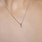 Diamantanhänger in 0,10 Karat, Weißgold 585 / 14 Karat, mit einer 585ger Goldkette in 42 cm
