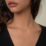 Diamantanhänger in 0,10 Karat, Weißgold 750 / 18 Karat, mit einer 750ger Goldkette in 42 cm lang, Gewicht ca. 1,04 g.