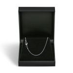 Goldkette als Zopfkette in Weißgold 585 / 14K, 45 cm lang, 1,3 mm breit, Gewicht ca. 3.4 g.