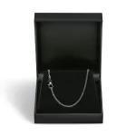 Goldkette als Zopfkette in Weißgold 585 / 14K, 36 cm lang, 1,7 mm breit, Gewicht ca. 4.4 g.