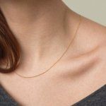 Goldkette als Ankerkette rund in Gelbgold 375 / 9K, 42 cm lang, 0,8 mm breit, Gewicht ca. 0.8 g.