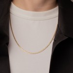 Goldkette als Panzerkette weit in Gelbgold 375 / 9 Karat, 38 cm lang, 2.6 mm breit, Gewicht ca. 2.8 g.