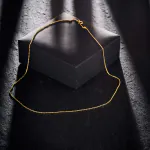 Goldkette als Ankerkette rund in Gelbgold 585 / 14 Karat, 90 cm lang, 1.3 mm breit, Gewicht ca. 5 g.