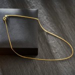 Goldkette als Panzerkette flach in Gelbgold 333 / 8K, 40 cm lang, 1,6 mm breit, Gewicht ca. 2.8 g.