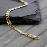 Armband als Fantasiekette in Gelbgold 333 / 8 K, 23 cm lang, 3,5mm breit, Gewicht ca. 2.2 g.