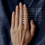 0,10 Karat Diamant Verlobungsring mit 1 Diamanten, Weißgold 585 / 14K, Weite 71 mm, Gewicht ca. 1.7 g.