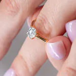 0,70 Karat Diamant Ring mit GIA Zertifikat, Gelbgold 750 / 18K, Breite 1,7 mm,Weite 50 mm, Gewicht ca. 3.41 g.