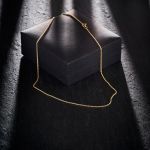 Goldkette als Ankerkette rund in Gelbgold 585 / 14K, 45 cm lang, 1,3 mm breit, Gewicht ca. 2.5 g.