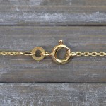 Goldkette als Ankerkette diamantiert in Gelbgold 333 / 8K, 42 cm lang, 1,3 mm breit, Gewicht ca. 2 g.