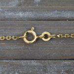 Goldkette als Ankerkette diamantiert in Gelbgold 333 / 8K, 42 cm lang, 1,7 mm breit, Gewicht ca. 3.3 g.