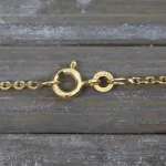 Goldkette als Ankerkette diamantiert in Gelbgold 333 / 8K, 70 cm lang, 1,7 mm breit, Gewicht ca. 5.4 g.