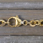 Goldkette als Panzerkette flach in Gelbgold 333 / 8K, 75 cm lang, 4,7 mm breit, Gewicht ca. 36.6 g.