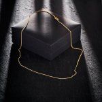 Goldkette als Panzerkette flach in Gelbgold 585 / 14K, 38 cm lang, 1,2 mm breit, Gewicht ca. 2 g.