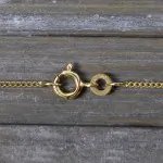 Goldkette als Panzerkette flach in Gelbgold 333 / 8K, 45 cm lang, 1,2 mm breit, Gewicht ca. 2 g.