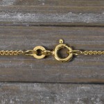 Goldkette als Panzerkette flach in Gelbgold 333 / 8K, 42 cm lang, 1,7 mm breit, Gewicht ca. 3.5 g.