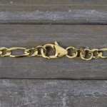 Armband als Figarokette in Gelbgold 333 / 8K, 21 cm lang, 3,1 mm breit, Gewicht ca. 2.7 g.