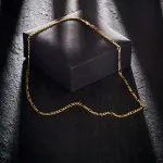 Goldkette als Figarokette in Gelbgold 333 / 8K, 42 cm lang, 3,1 mm breit, Gewicht ca. 4.8 g.