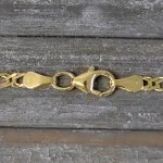 Goldkette als Zwillingspanzerkette in Gelbgold 333 / 8K, 80 cm lang, 2,9 mm breit, Gewicht ca. 7.8 g.