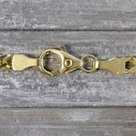 Armband als Zwillingspanzerkette in Gelbgold 333 / 8K, 18,5 cm lang, 3,9 mm breit, Gewicht ca. 3.6 g.