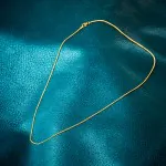 Goldkette als Zopfkette in Gelbgold 375 / 9K, 34 cm lang, 1,3 mm breit, Gewicht ca. 2 g.