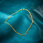 Goldkette als Figarokette diamantiert in Gelbgold 333 / 8K, 45 cm lang, 3,4 mm breit, Gewicht ca. 9.6 g.
