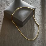 Goldkette als Schlangenkette in Gelbgold 375 / 9K, 50 cm lang, 1,6 mm breit, Gewicht ca. 5.2 g.