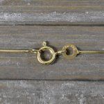 Goldkette als Schlangenkette diamantiert in Gelbgold 333 / 8K, 50 cm lang, 0,8 mm breit, Gewicht ca. 2.7 g.