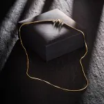Goldkette als Schlangenkette diamantiert in Gelbgold 585 / 14K, 50 cm lang, 1 mm breit, Gewicht ca. 5.9 g.