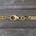 Goldkette als Singapurkette in Gelbgold 333 / 8K, 42 cm lang, 2,9 mm breit, Gewicht ca. 5.3 g.