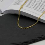 Goldkette als Ankerkette diamantiert in Gelbgold 750 / 18K, 55 cm lang, 2 mm breit, Gewicht ca. 14 g.