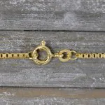Goldkette als Venezianerkette in Gelbgold 333 / 8K, 42 cm lang, 1,4 mm breit, Gewicht ca. 4.9 g.