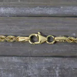Goldkette als Kordelkette hohl in Gelbgold 333 / 8 Karat, 65 cm lang, 2.7 mm breit, Gewicht ca. 5,8 g.