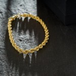 Armband als Kordelkette hohl Leichtversion in Gelbgold 585 / 14K, 19 cm lang, 4,4 mm breit, Gewicht ca. 4.5 g.