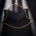 Goldkette als Panzerkette flach in Gelbgold 333 / 8K, 85 cm lang, 2,7 mm breit, Gewicht ca. 13.7 g.