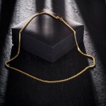 Goldkette als Panzerkette flach in Gelbgold 333 / 8K, 42 cm lang, 2,7 mm breit, Gewicht ca. 6.8 g.