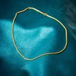 Goldkette als Zopfkette in Gelbgold 375 / 9K, 70 cm lang, 2,5 mm breit, Gewicht ca. 14.8 g.