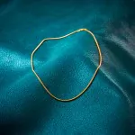 Goldkette als Schlangenkette in Gelbgold 375 / 9K, 90 cm lang, 1,4 mm breit, Gewicht ca. 7.4 g.